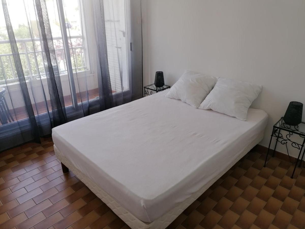 Marina Port Camargue Apartment เลอ โกร-ดู-รัว ภายนอก รูปภาพ